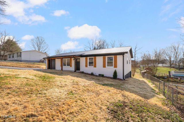 137 Meadow Lark Lane, Bluff City, TN 37618