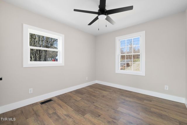 137 Meadow Lark Lane, Bluff City, TN 37618