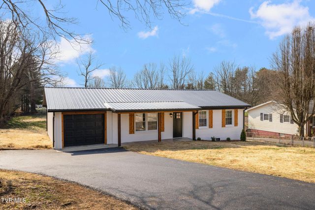 137 Meadow Lark Lane, Bluff City, TN 37618