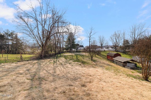 137 Meadow Lark Lane, Bluff City, TN 37618