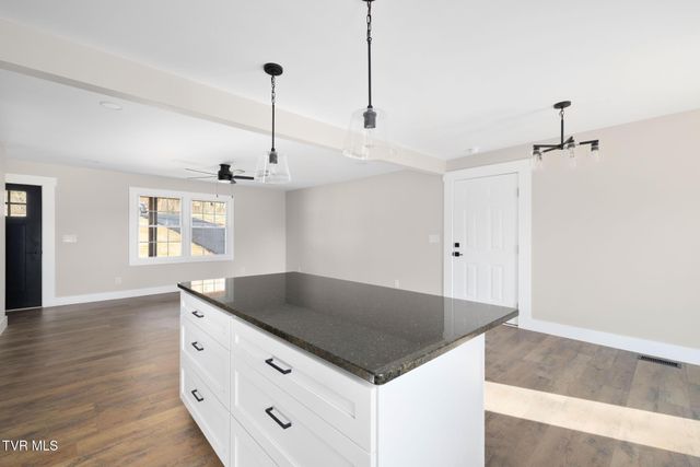 137 Meadow Lark Lane, Bluff City, TN 37618