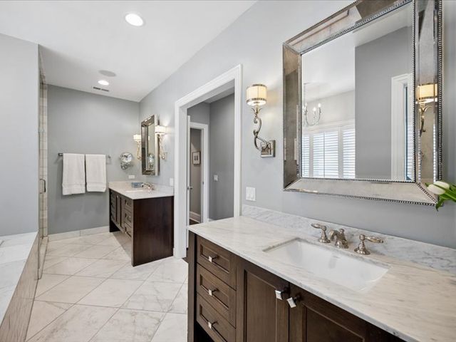 1241 ASH Street, Winnetka, IL 60093