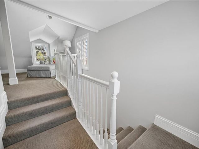 1241 ASH Street, Winnetka, IL 60093