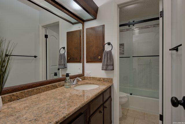 11303 Vance Jackson Rd Apt L2, San Antonio, TX 78230