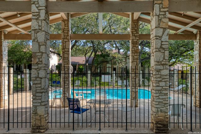 11303 Vance Jackson Rd Apt L2, San Antonio, TX 78230
