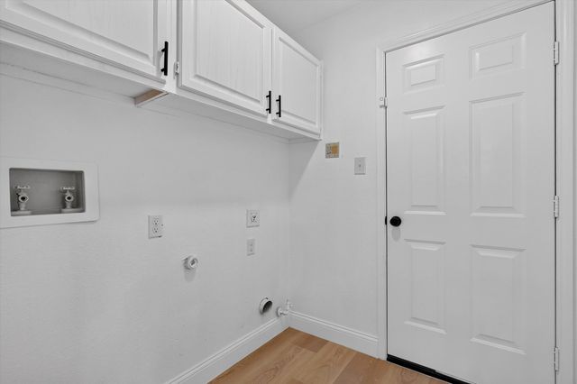 2687 Creekside Way, Highland Village, TX 75077