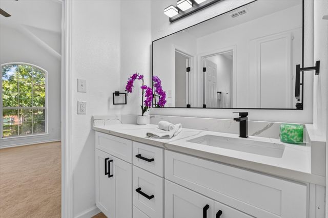 2687 Creekside Way, Highland Village, TX 75077