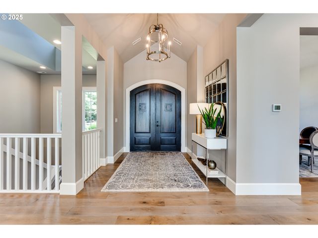 3944 LOS ALTOS Ln, Eugene, OR 97405