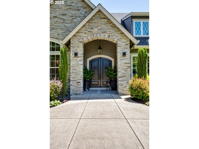 3944 LOS ALTOS Ln, Eugene, OR 97405