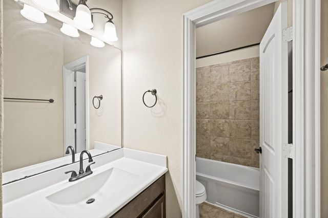 4442 Firebrush Lane, Baytown, TX 77521