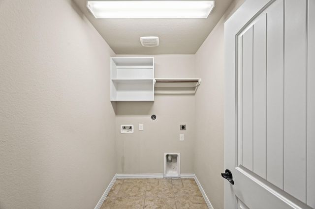 4442 Firebrush Lane, Baytown, TX 77521