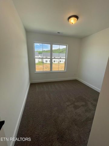8823 Chapman Trace Way, Knoxville, TN 37920