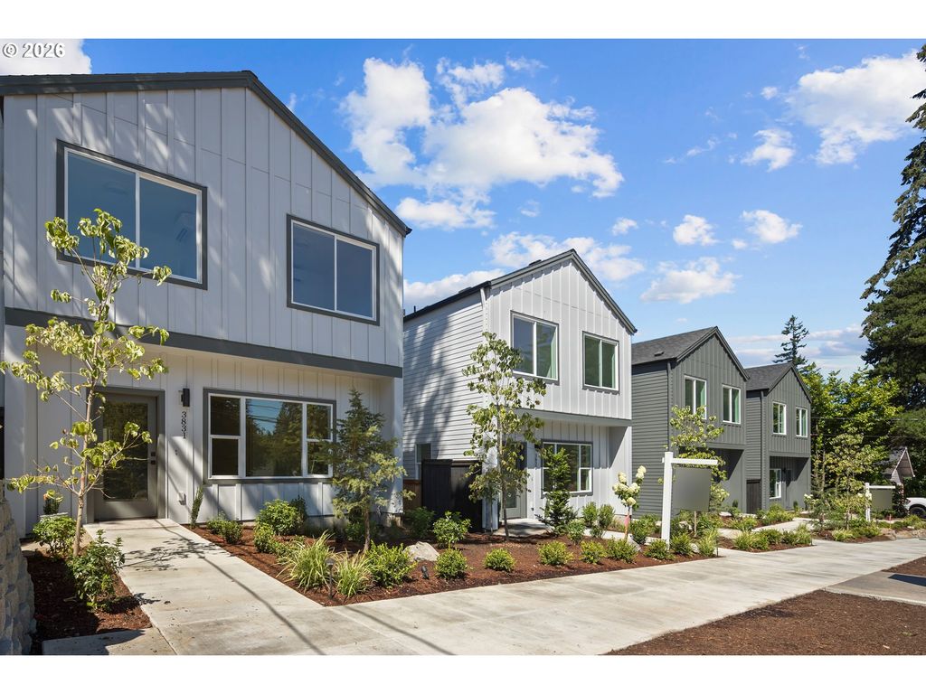 3819 Sw POMONA St, Portland, OR 97219