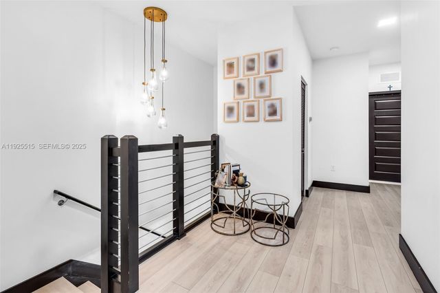 9114 NW 158th St, Miami Lakes, FL 33018