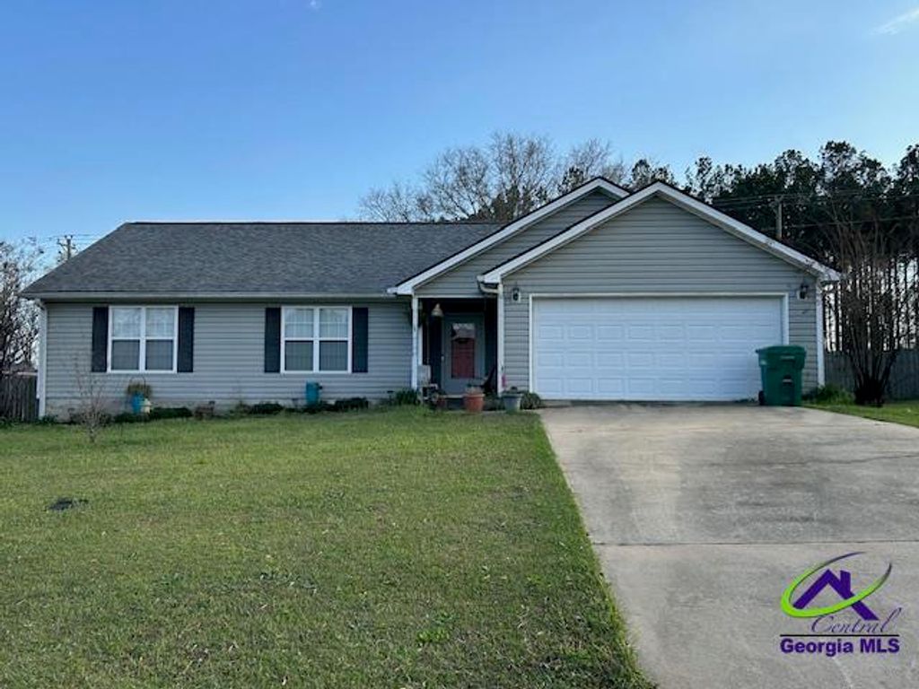 122 Eastview Avenue, Kathleen, GA 31047