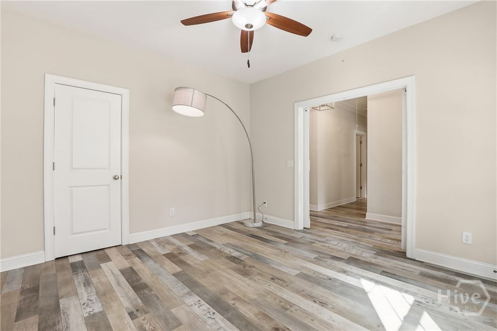 Image 12 of property listing at 132 Ridgewood Park Drive S, Richmond Hill, GA 31324