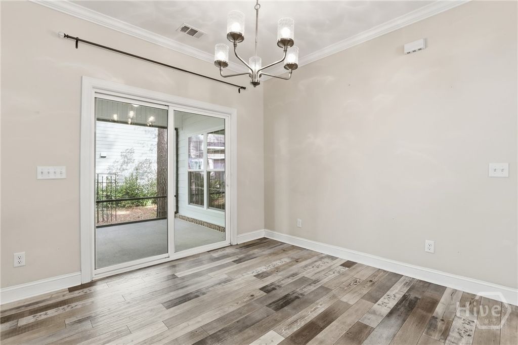 Image 19 of property listing at 132 Ridgewood Park Drive S, Richmond Hill, GA 31324