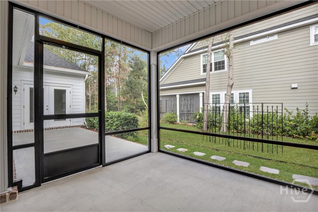 Image 47 of property listing at 132 Ridgewood Park Drive S, Richmond Hill, GA 31324