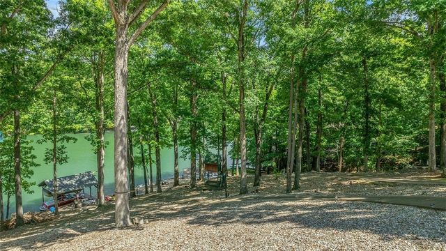 38 Kintyre Lane, Bella Vista, AR 72715
