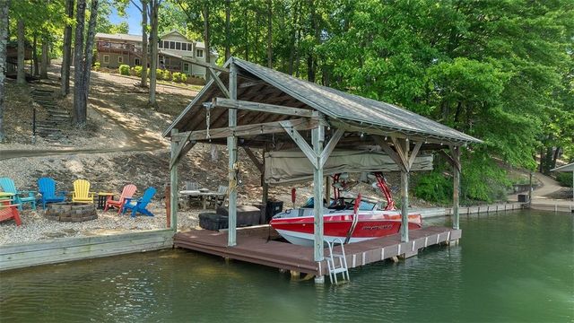 38 Kintyre Lane, Bella Vista, AR 72715