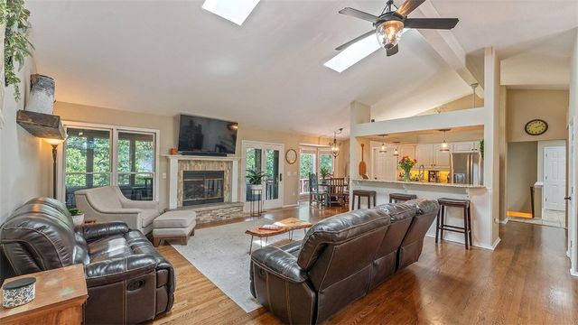 38 Kintyre Lane, Bella Vista, AR 72715