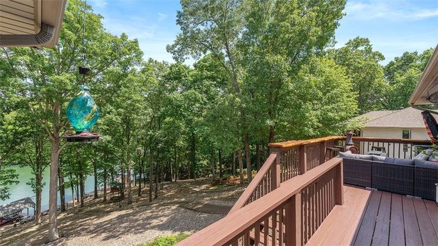 38 Kintyre Lane, Bella Vista, AR 72715