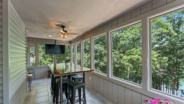 38 Kintyre Lane, Bella Vista, AR 72715
