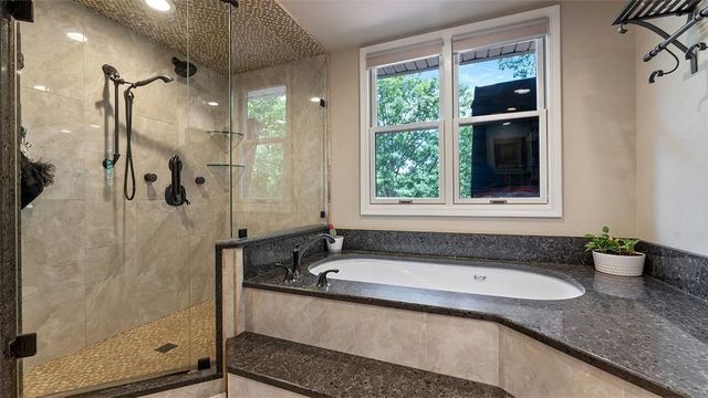 38 Kintyre Lane, Bella Vista, AR 72715