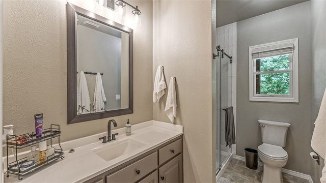 38 Kintyre Lane, Bella Vista, AR 72715