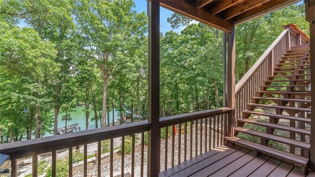 38 Kintyre Lane, Bella Vista, AR 72715