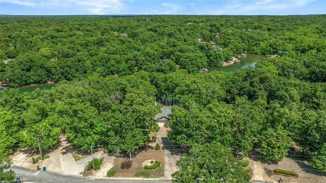 38 Kintyre Lane, Bella Vista, AR 72715