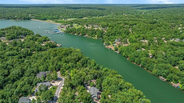 38 Kintyre Lane, Bella Vista, AR 72715