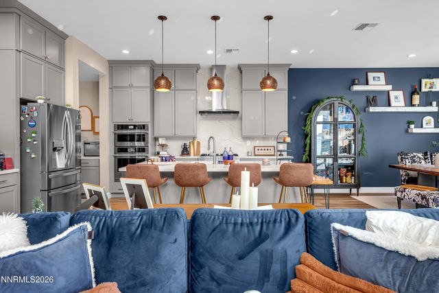 7637 Calypso Drive, Sparks, NV 89436