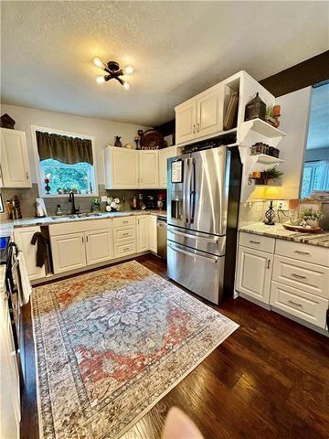 14309 Anchor Avenue, Liberty, MO 64068