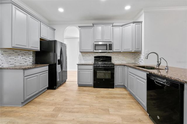 12740 WESTWOOD LAKES BOULEVARD, Tampa, FL 33626