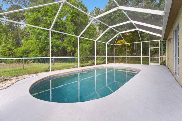 12740 WESTWOOD LAKES BOULEVARD, Tampa, FL 33626