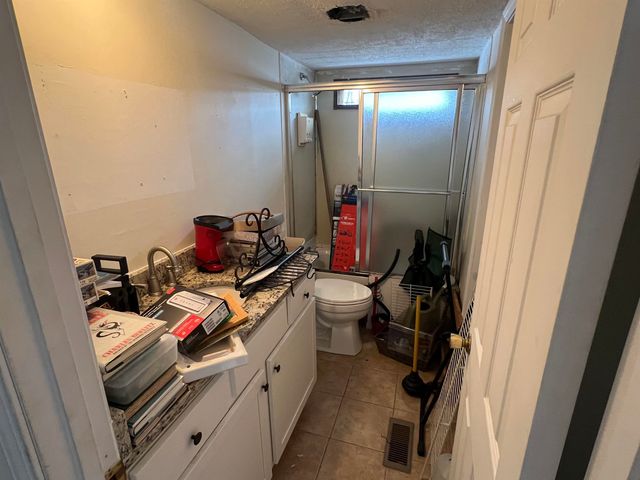 20 Old Henniker Rd Unit 15, Hillsborough, NH 03244