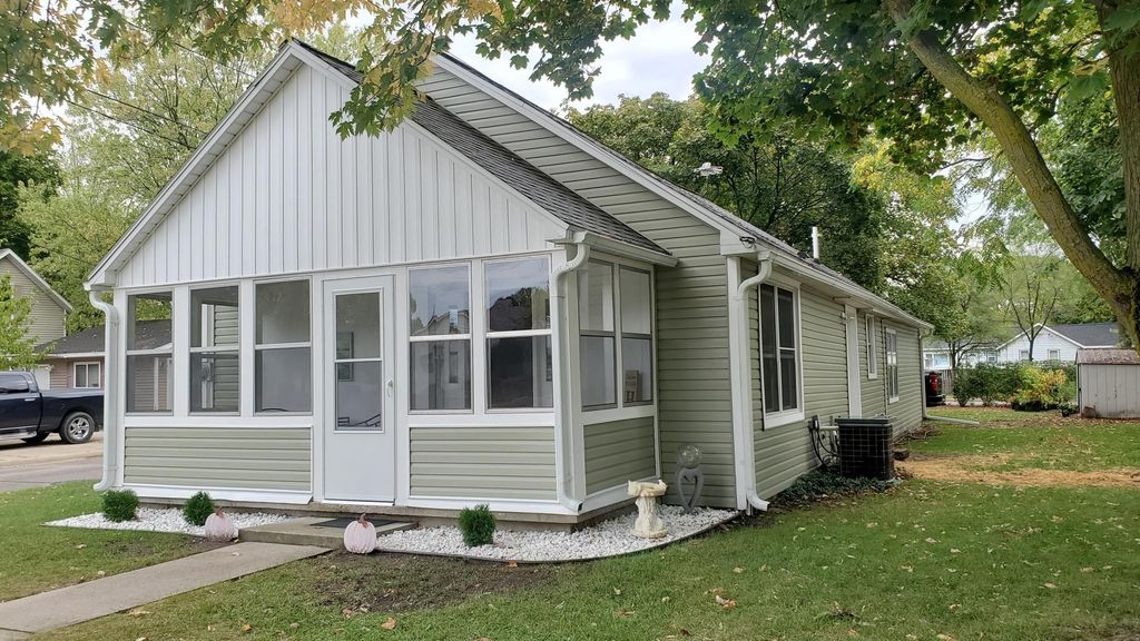 304 N Adams, Pleasant, MI 48858