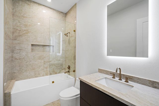 4708 Laurel Street, Bellaire, TX 77401