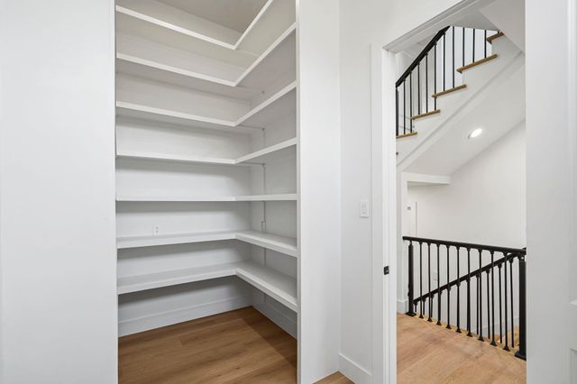 4708 Laurel Street, Bellaire, TX 77401