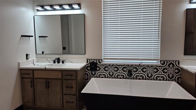 321 Greens Parkway, Norman, OK 73069