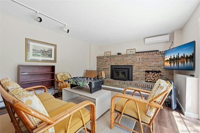 95 Linda Lane W, Riverhead, NY 11901