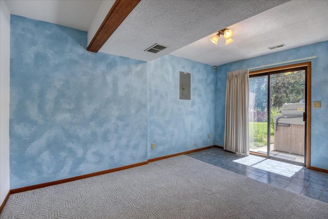 2012 E 13th Ave, Spokane, WA 99202