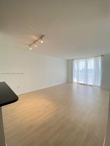 2775 NE 187th Street 407, Aventura, FL 33180