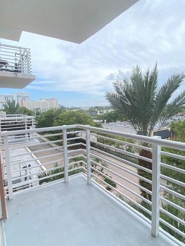 2775 NE 187th Street 407, Aventura, FL 33180