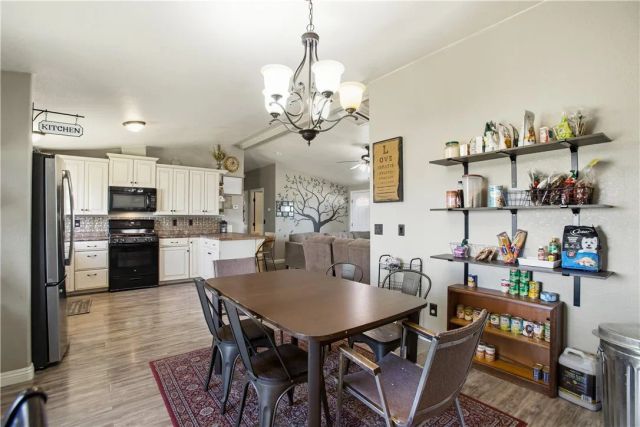 11527 Daisy, Phelan, CA 92371