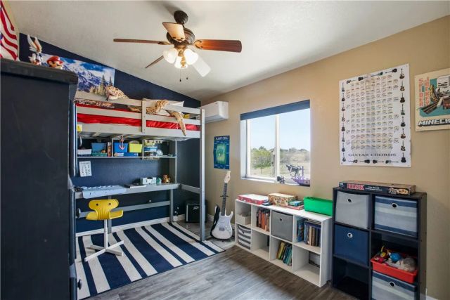 11527 Daisy, Phelan, CA 92371