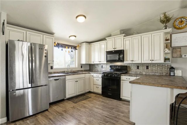 11527 Daisy, Phelan, CA 92371