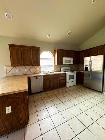 10129 Bull Run, Fort Worth, TX 76177