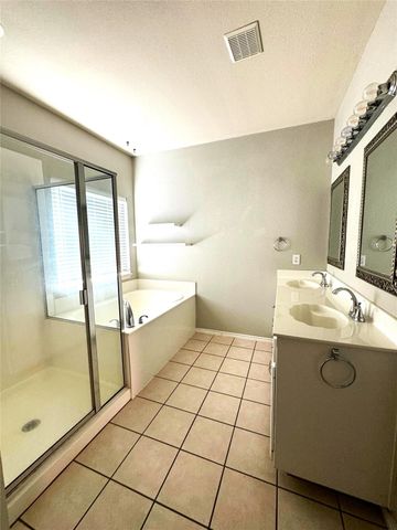 10129 Bull Run, Fort Worth, TX 76177